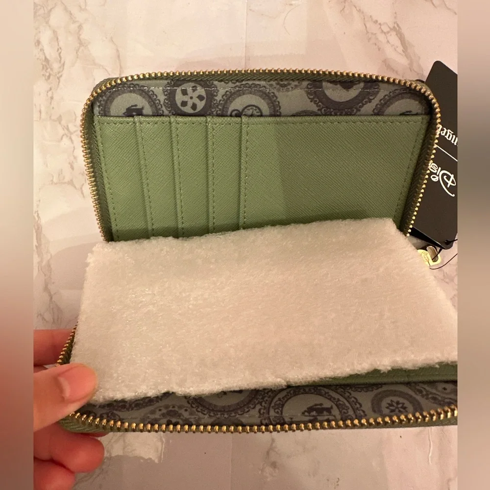 Loungefly Green and Cream Women's Bag - Picture 4 of 4